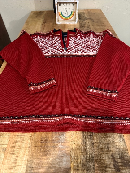 Skjaeveland Other - Men's Red Nordic-Pattern Zip Sweater